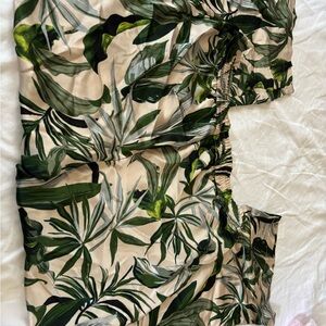 Victoria's Secret Green Leaf Print Pajama Bottoms NWT!